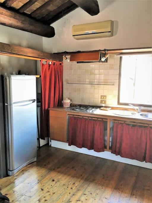 Romantic Studio In The Historical Heart Of بادوفا المظهر الخارجي الصورة